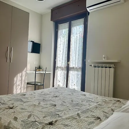 Easy Airport Luxury Aparment