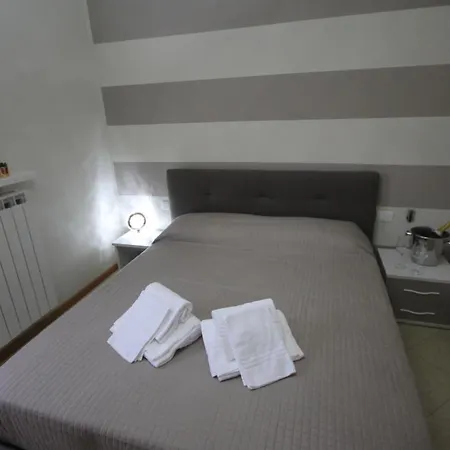 Easy Airport - Executive Lägenhet