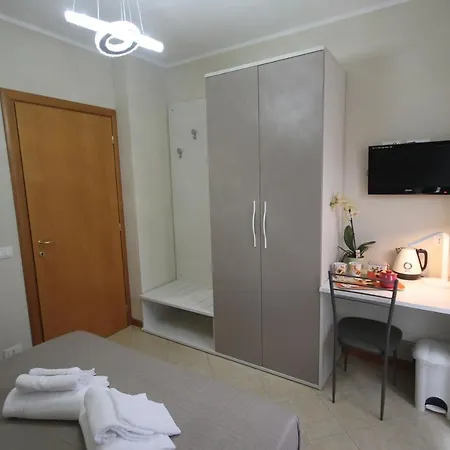 Easy Airport - Executive Lägenhet Bergamo